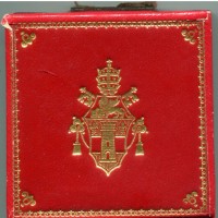 Giovanni XXIII (1958-1963): medaglia annuale 1962-V "Basiliche di Loreto e Assisi" (Montenegro#10), colpetto, confezione originale rovinata