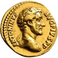 Antonino Pio (138-161 d.C.): aureo del 145 d.C. "TR POT COS IIII" (RIC#147b; Calicò#1654), grammi 7.26, mm 18. moneta un po' pulita. La moneta ha già un permesso internazionale di esportazione permanente rilasciato in Francia
