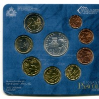 San Marino 2012: serie annuale 8 pezzi più moneta da 5 euro in argento "Giovanni Pascoli"