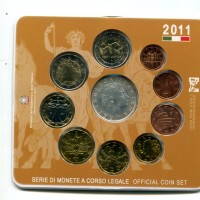 Italia 2011: serie annuale, 10 pezzi (gli otto normali + 2 euro "150° Unità d'Italia" + 5 euro in argento)