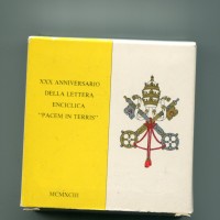 Vaticano, Giovanni Paolo II (1978-2005): 500 lire 1993 "30° Lettera enciclica PACEM IN TERRIS" (Gigante#322), nella confezione originale