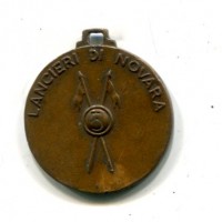 Novara: medaglia lancieri di Novara "Albis Ardva", diametro 24 mm.