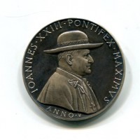Giovanni XXIII (1958-1963): medaglia annuale 1962-V "Basiliche di Loreto e Assisi" (Montenegro#10), colpetto, confezione originale