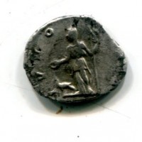 Giulia Domna (193-217 d.C.): denario "IVNO REGINA", 15,5 mm. Gr 3,26