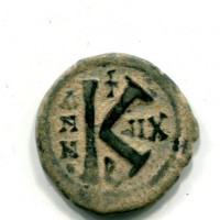 Maurizio Tiberio (582-602 d.C.): 1/2 follis, zecca di Costantinopoli (Sear#497)