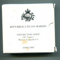 San Marino 2007: 5 euro "Arturo Toscanini", in confezione originale, scatola di cartone con macchia
