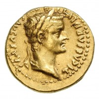 Tiberio (14-37 d.C.): aureo "PONTIF MAXIM", zecca di Lugdunum (RIC #29; Calicò#305a), grammi 7.70, mm 20