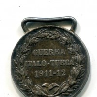Medaglia, Vittorio Emanuele III "Guerra Italo-Turca 1911-12", colpi, diametro 32 mm, gr. 16,10