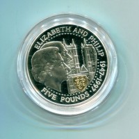 Guernsey, Elisabetta II (1952-2022): 5 pound 1997 "Anniversario Nozze D'Oro della Regina Elisabetta II" (KM#195a)