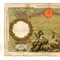 Regno, Vittorio Emanuele III: 100 lire 12/10/1938 "Roma Guerriera" (GiganteBI#19/18), macchie, strappetto
