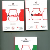 Italia 2021: 5 euro "Nutella", trittico a  tiratura limitata. Le tre monete nei loro folder