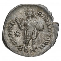 Teodosio II (402-450 d.C.): miliarense "GLORIA ROMANORVM", zecca di Costantinopoli (RICX, 268#370). Fondi lucenti e bellissima patina