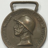 Vittorio Emanuele III: medaglia 1920 commemorativa della Guerra Italo-Austriaca 1915-1918, diametro 32 mm