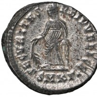 Elena (+330-335 d.C.): follis "SECVRITAS REIPVBLICAE" zecca di Cizico (RIC,VII#28), grammi 3.48. Elevatissima conservazione con argentatura quai integra