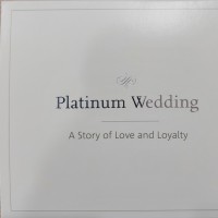 Gran Bretagna, Elisabetta II (1952-2022): sterlina 2017 "Platinum Wedding", nel cofanetto originale. Esaurita e richiestissima, tiratura di soli 750 pezzi !!