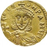Leone III (718-741 d.C.): solido 735-741 d.C , zecca di Siracusa (Spink#1524; Ratto#1738v; DOC, III, 1/265/45/1), grammi 3,94
