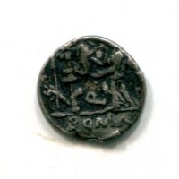 Calpurnia, L. Calpurnius Piso Caesonius e Q. Servilius Caepio (100 a.C.): denario (Syd #603)