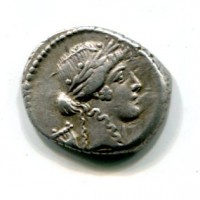 Claudia, P.Clodius M.F.Turrinus (42 a.C.): denario (Sydenham#1117)