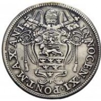 Roma, Innocenzo XI (1676-1689): testone A I (Muntoni#60; CNI#14), grammi 9.13, foro otturato
