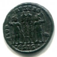 Costantino II (337-340 d.C.): piccolo bronzo "GLORIA EXERCITVS" (RIC#221), zecca di Siscia 
