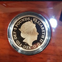 Gran Bretagna, Elisabetta II (1952-2022): 5 sterline 2020 "Making Peace-75Â° anniversario della fine della seconda guerra mondiale", nel cofanetto originale. Emissione di soli 225 pezzi