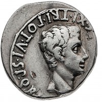 Augusto (27 a.C.-14 d.C.): denario del 18/16 d.C., zecca Colonia Patricia (RIC,I#136; Cohen#82), grammi 3.80
