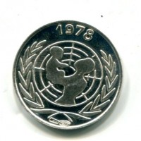 Vietnam: medaglia 1978 "Unicef", opus Johnson Milano, diametro 24 mm, grammi 5,53. Nella scatola originale